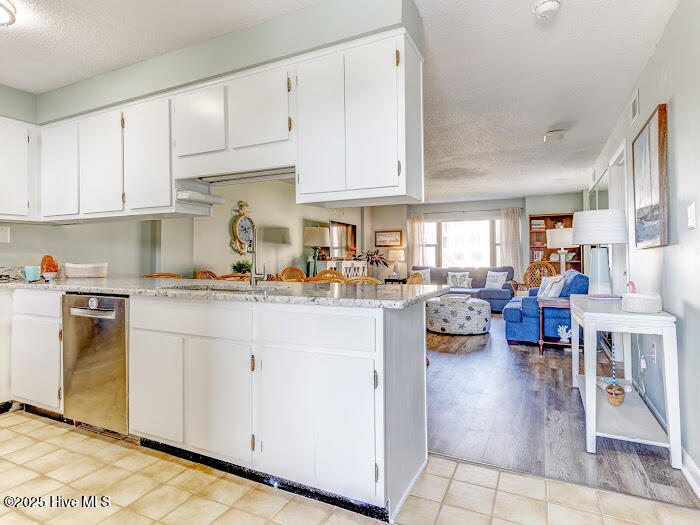 1505 Salter Path Road 216