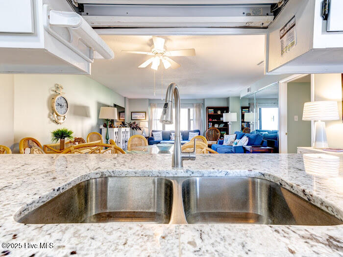 1505 Salter Path Road 216