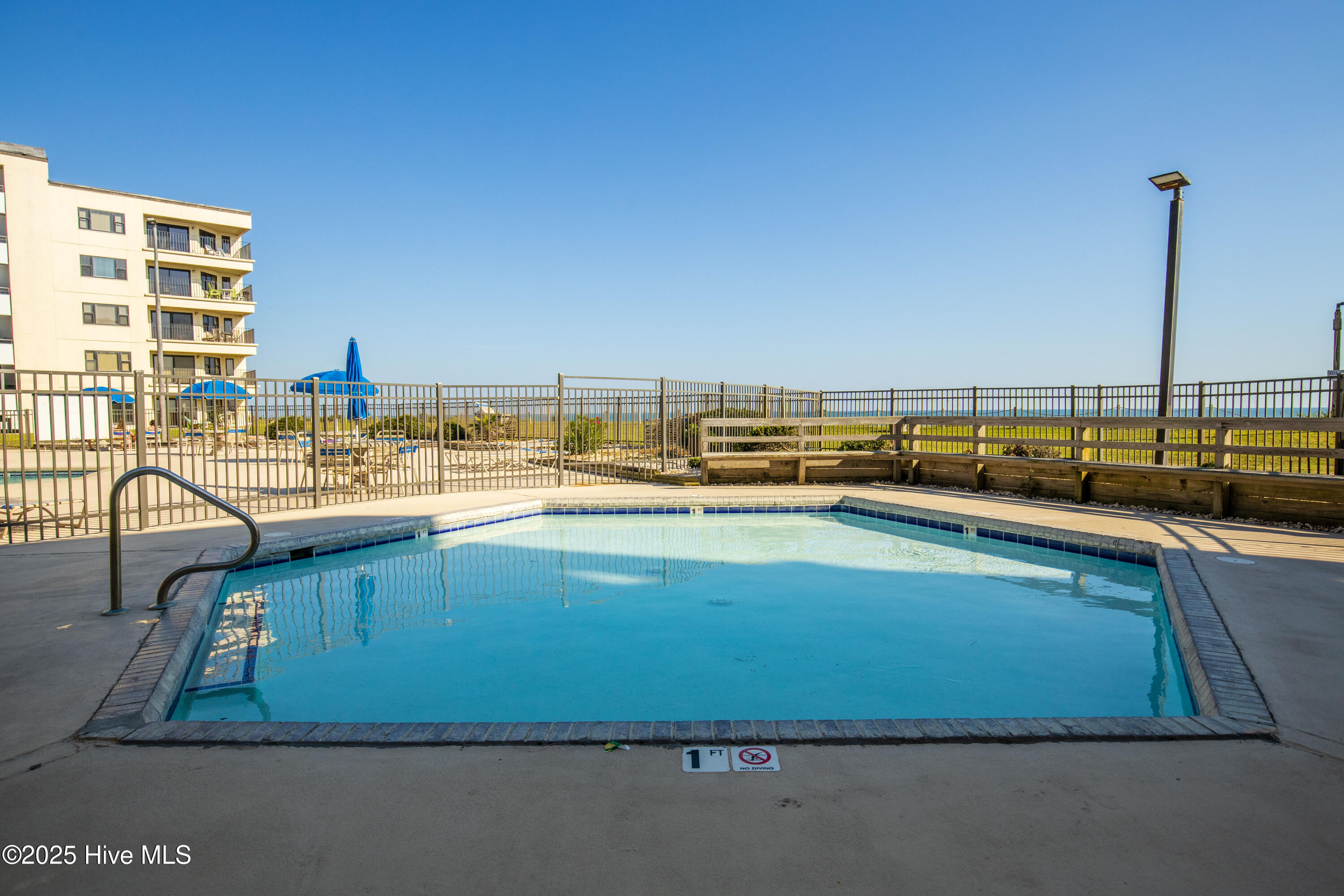 1505 Salter Path Road 216