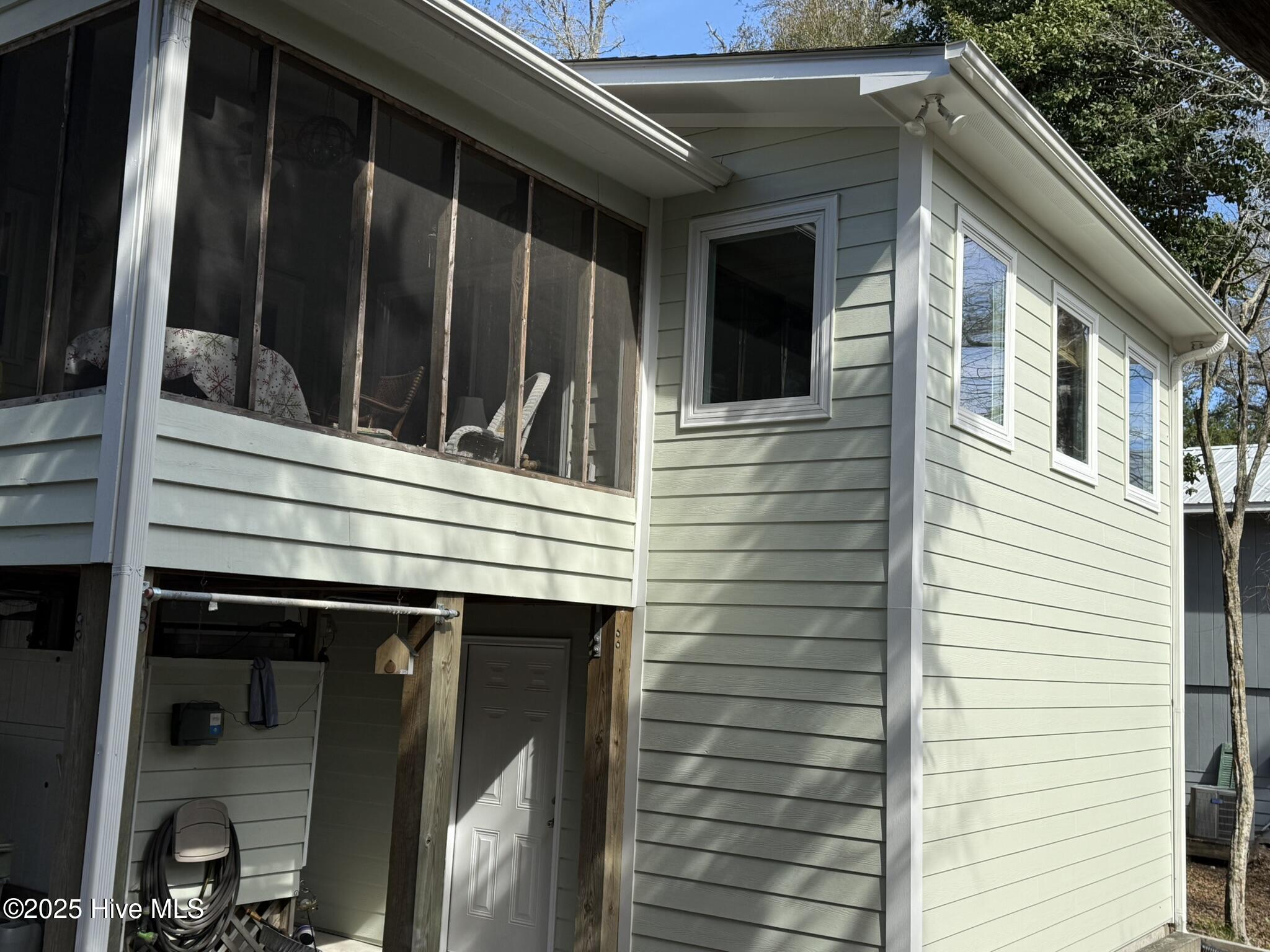 7301 Canal Drive