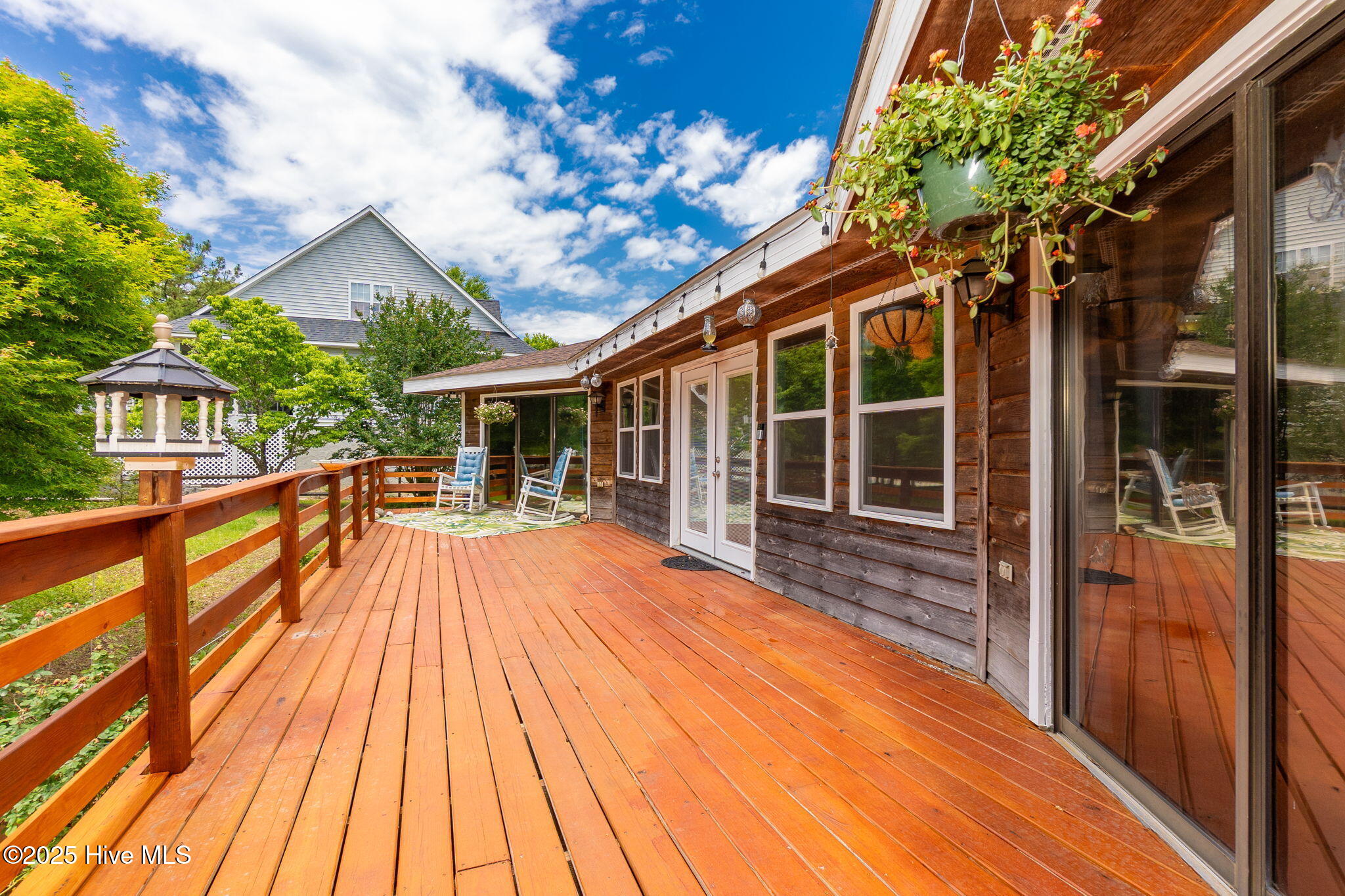 23 Creekside Woods Drive