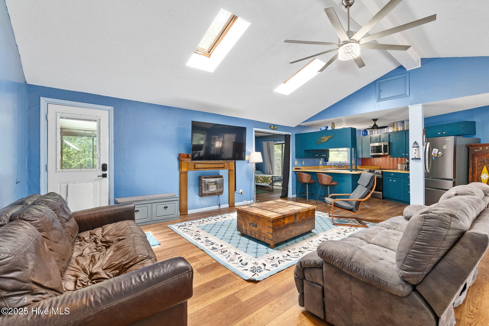 23 Creekside Woods Drive