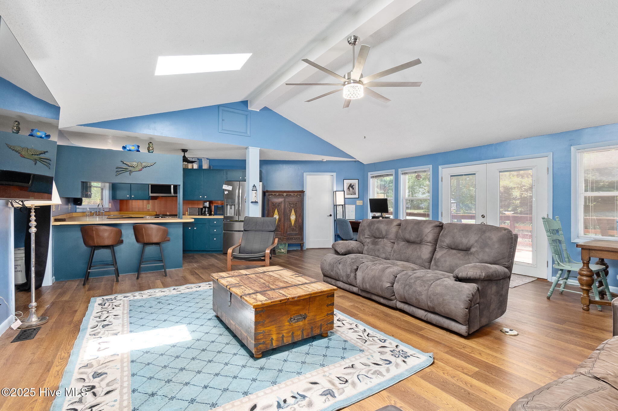 23 Creekside Woods Drive
