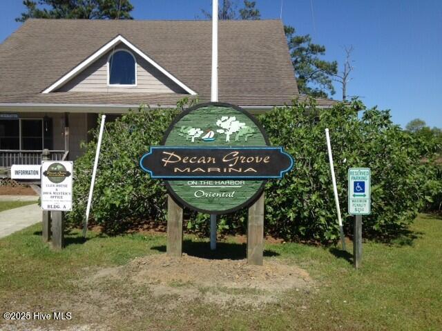 Slip 31 Pecan Grove Marina