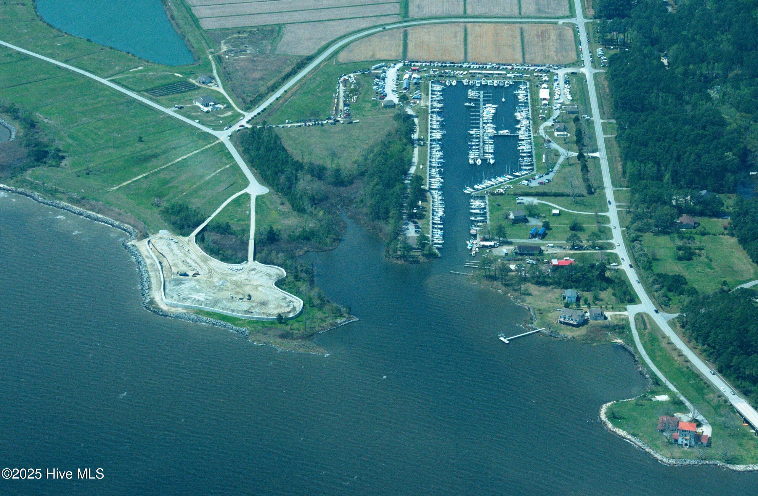 Slip 31 Pecan Grove Marina