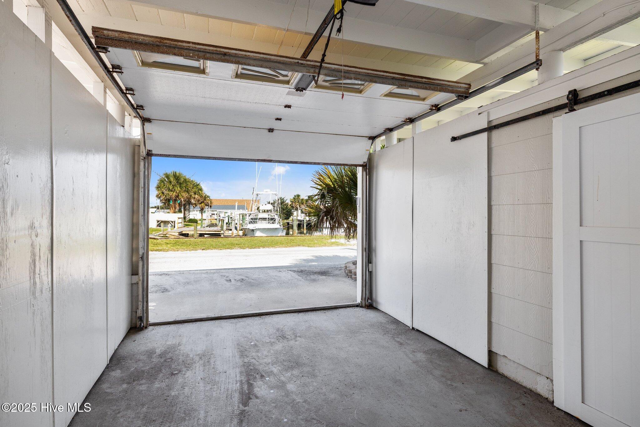 104 Bayview Boulevard