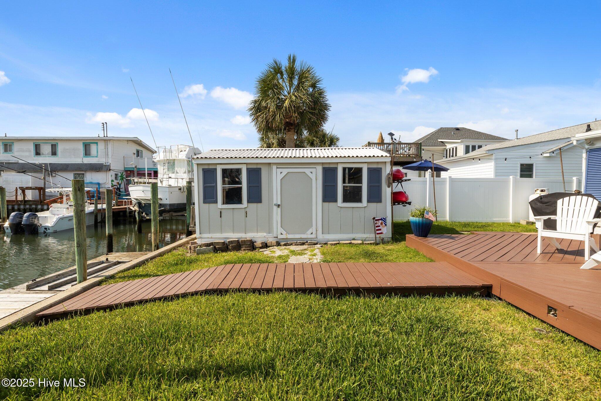 104 Bayview Boulevard