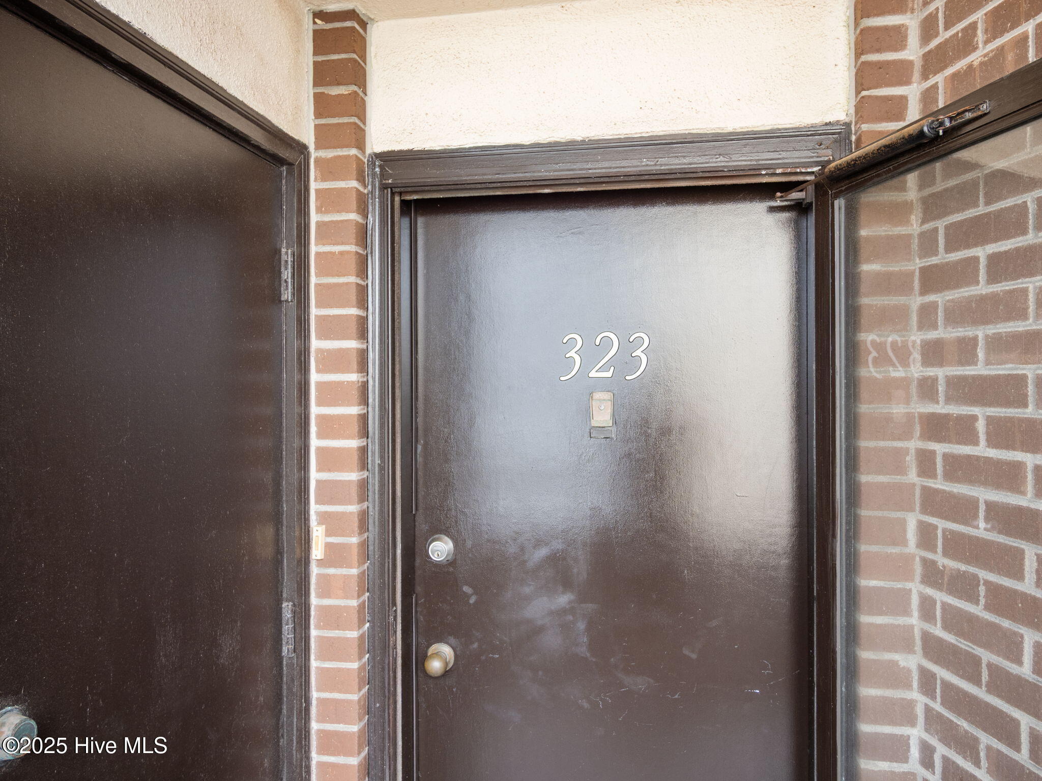 1505 Salter Path Road 323