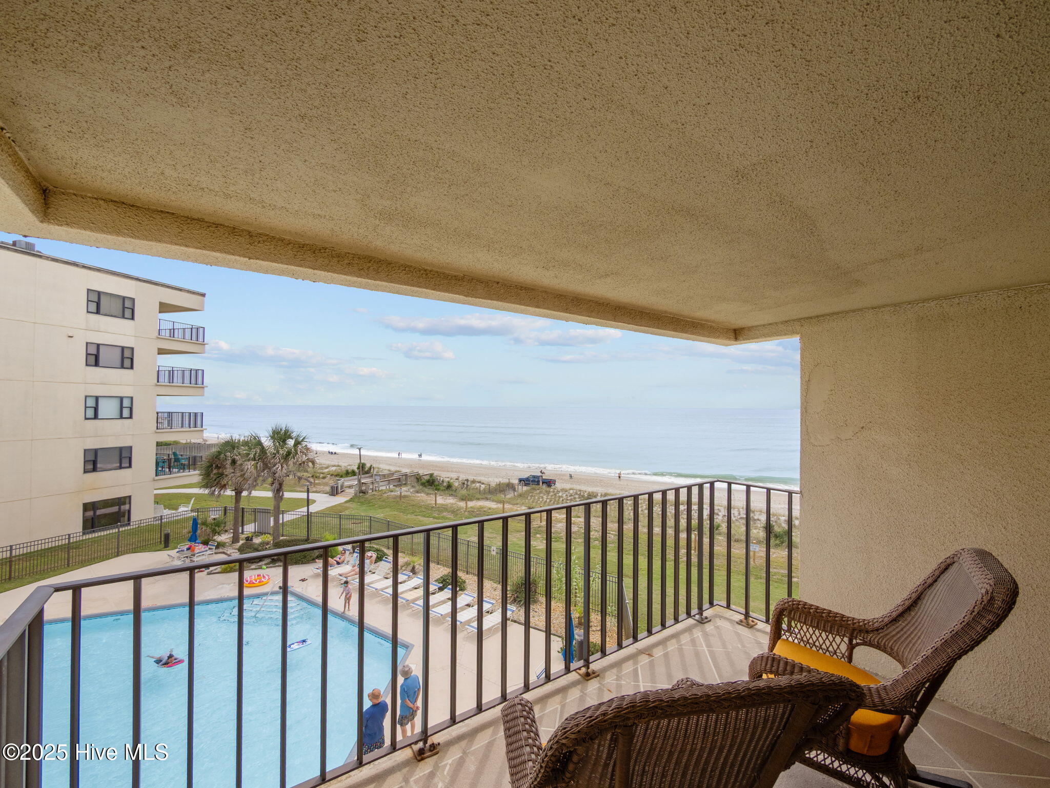 1505 Salter Path Road 323