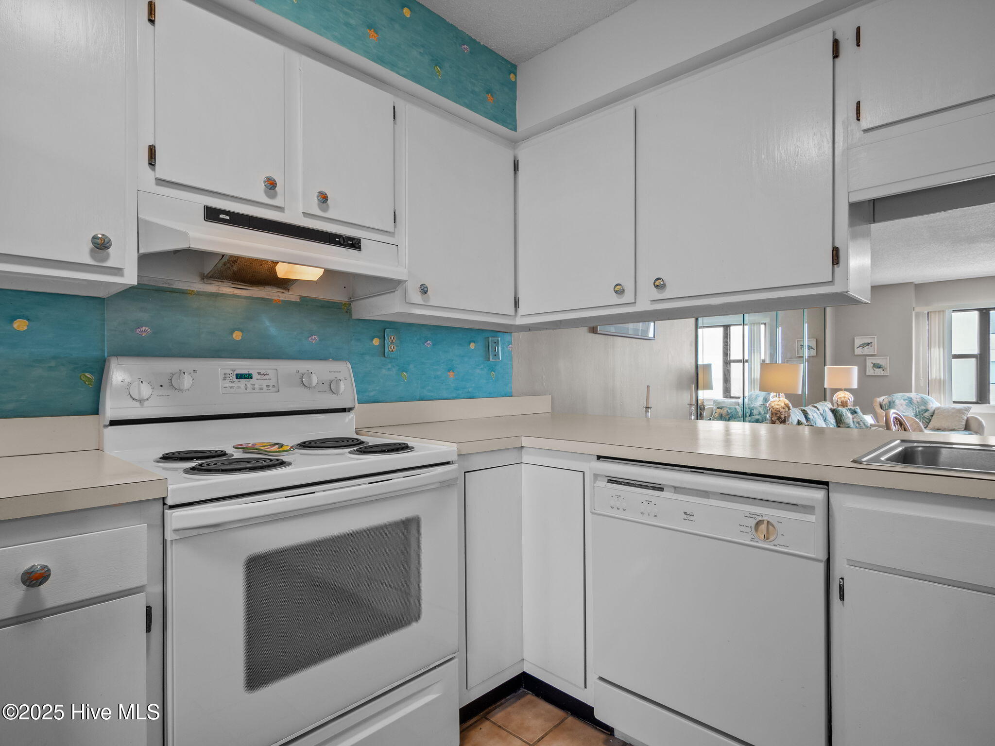 1505 Salter Path Road 323