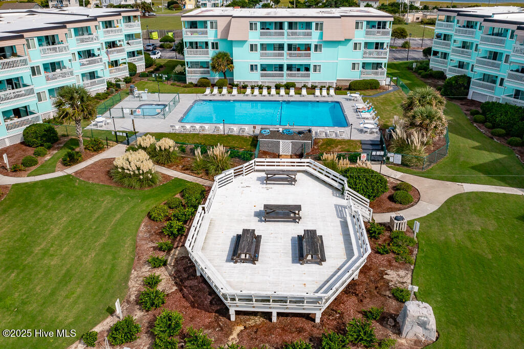 301 Commerce Way 260