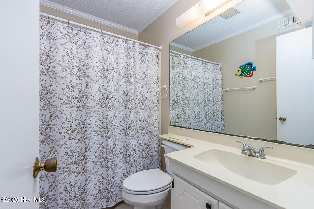 301 Commerce Way 260