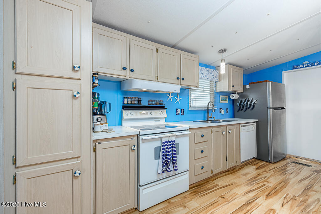 1510 Salter Path Road 15