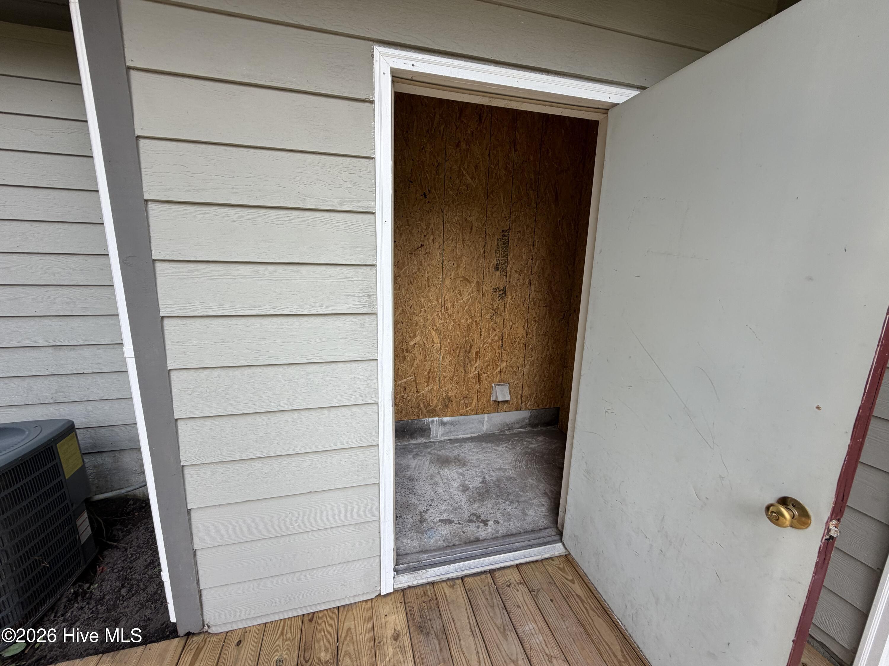 205 Lenoir Street