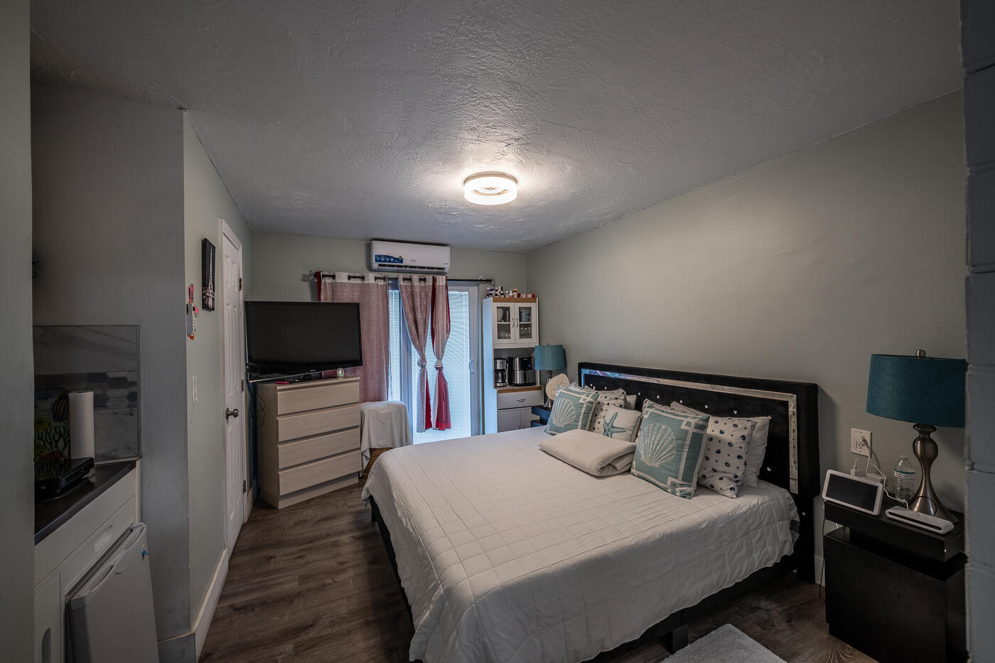 100 Iroquois Drive Unit: 3