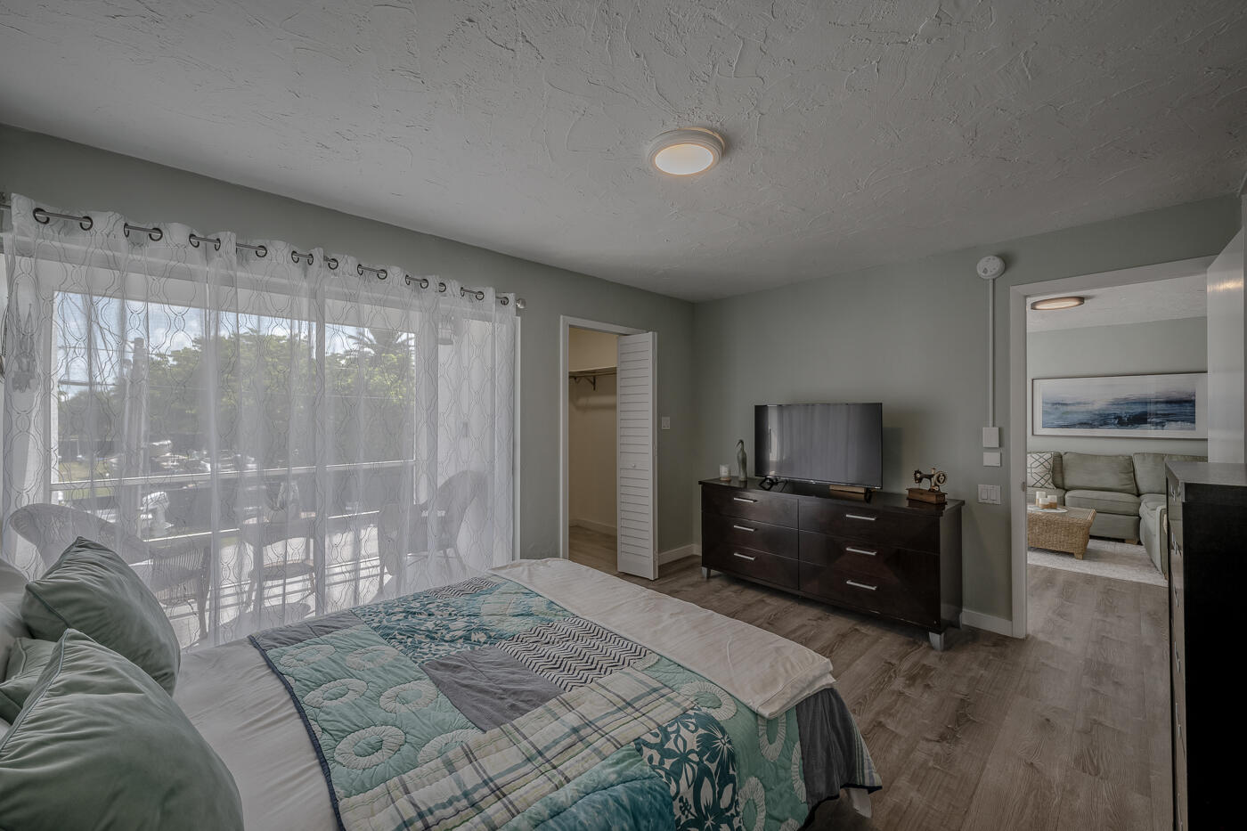 100 Iroquois Drive Unit: 3