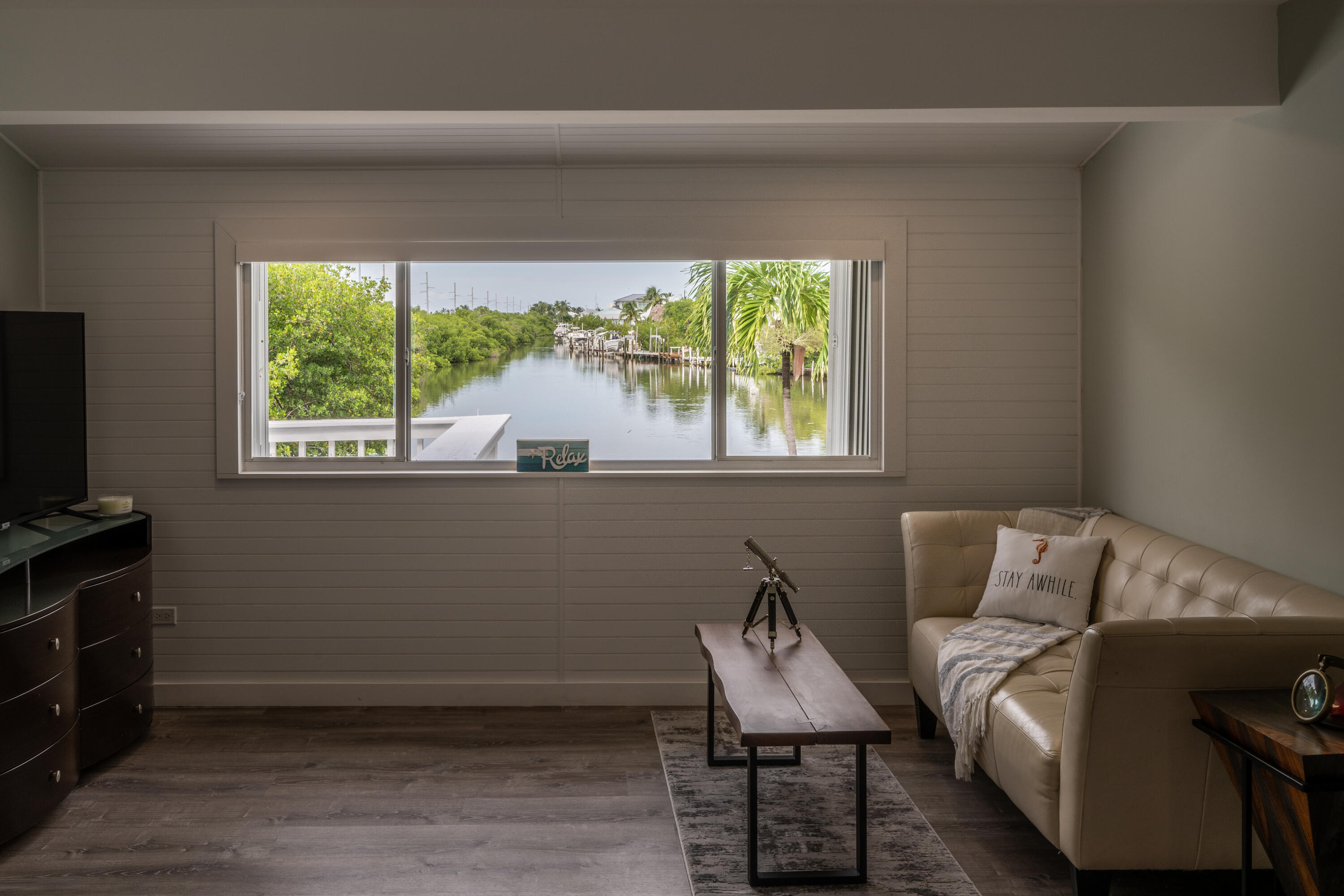 100 Iroquois Drive Unit: 3