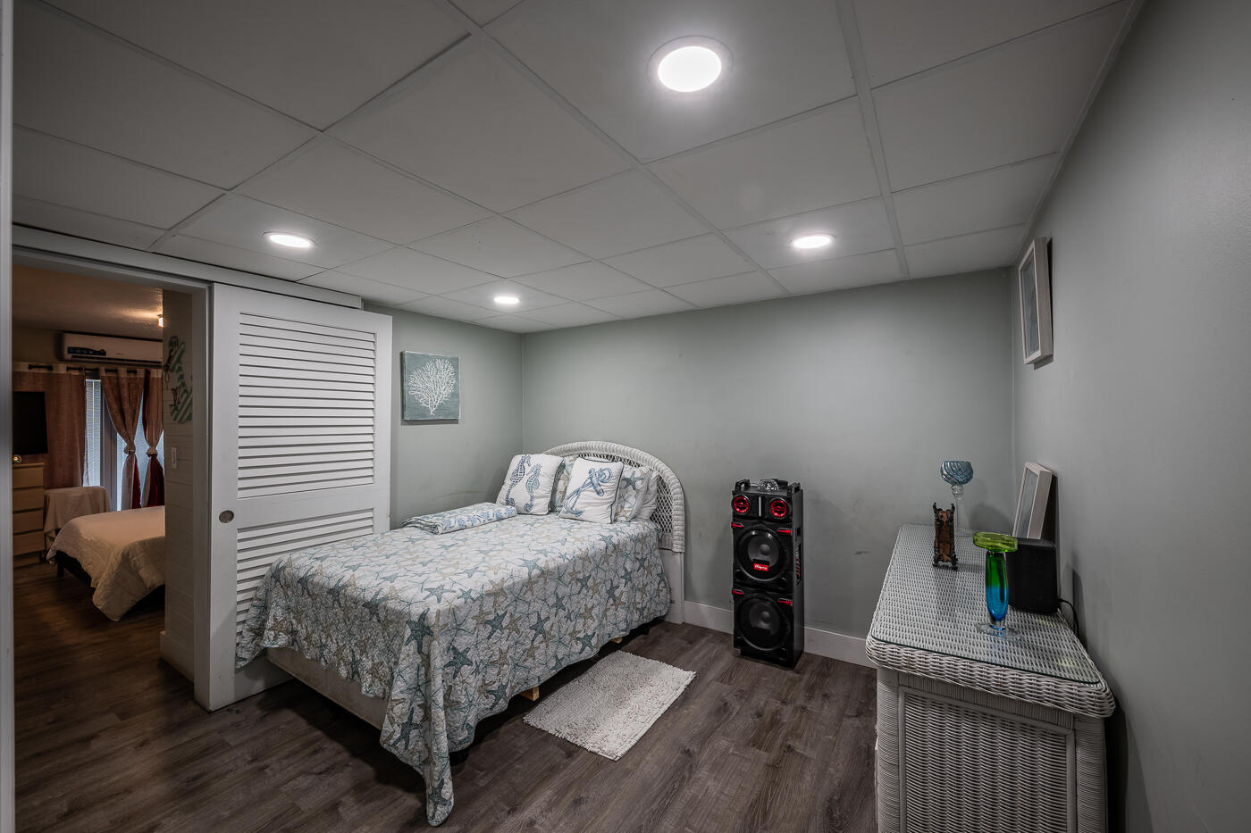 100 Iroquois Drive Unit: 3