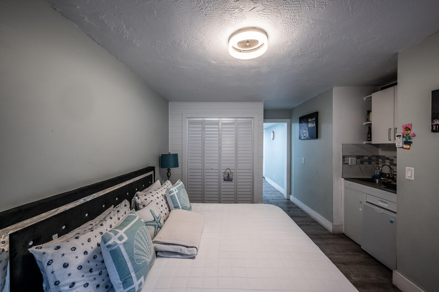 100 Iroquois Drive Unit: 3