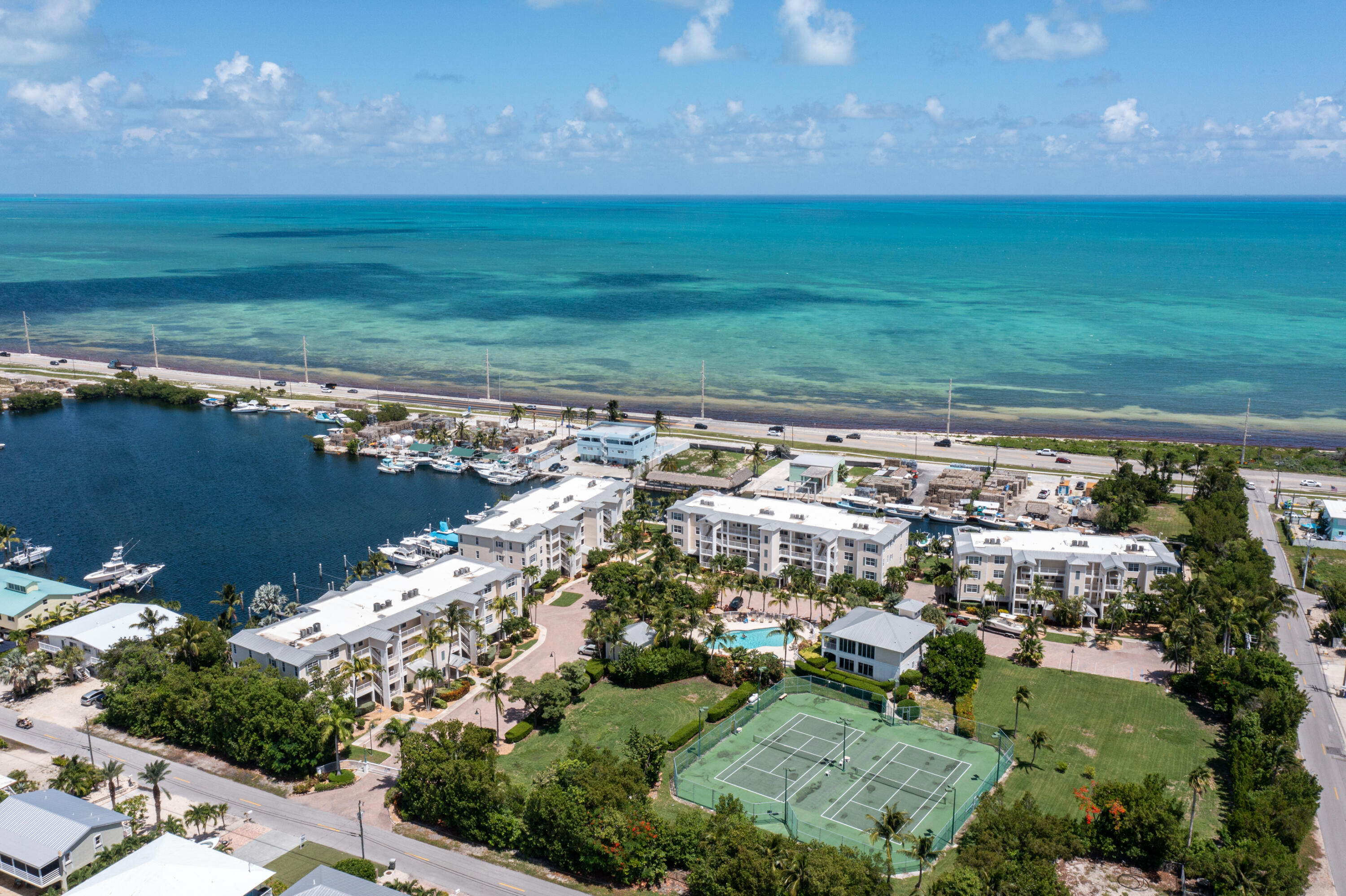 101 Gulfview Drive Unit: 202 & 30' Boat slip