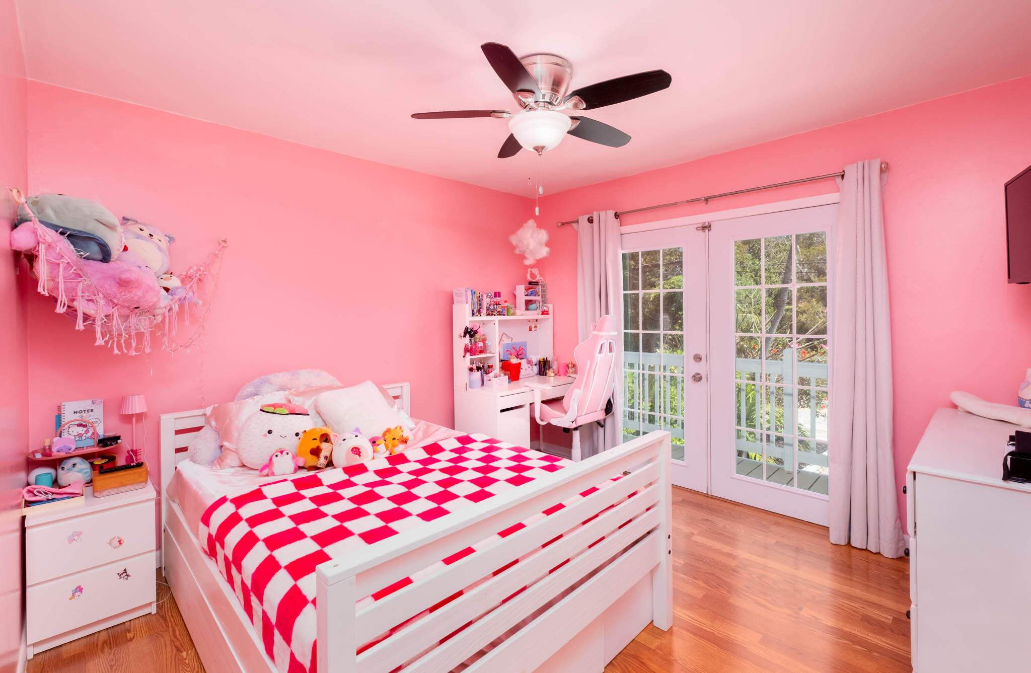 112 Peace Avenue
