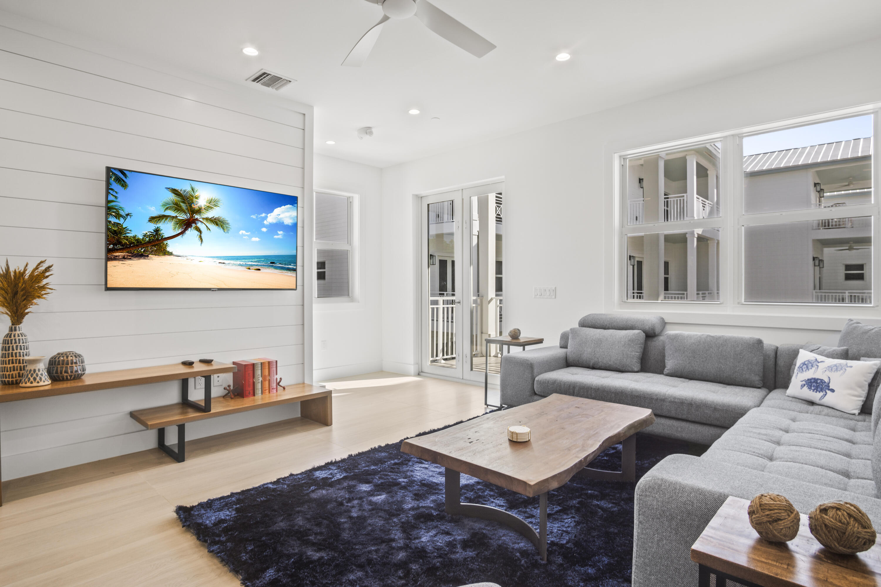 84745 Old Highway Unit: 10