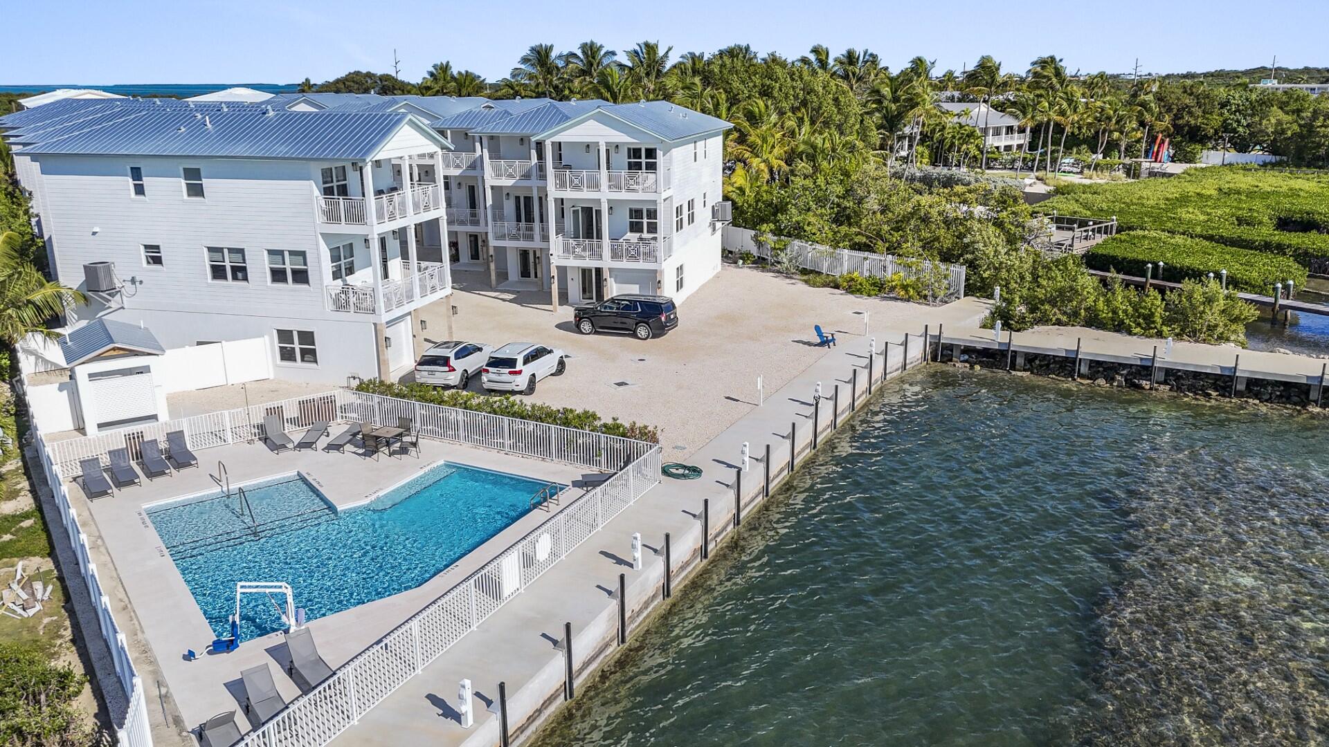 84745 Old Highway Unit: 10