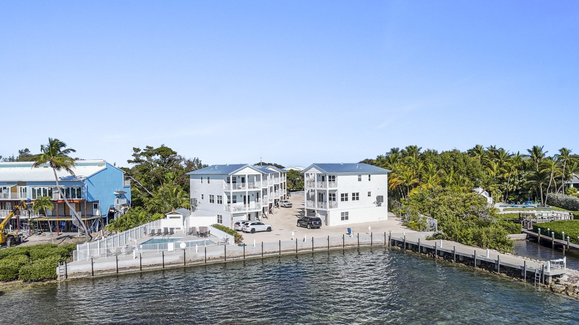 84745 Old Highway Unit: 10