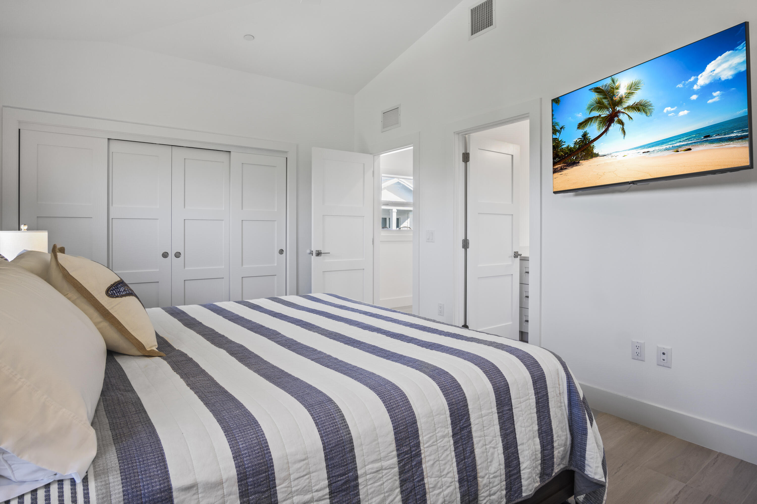 84745 Old Highway Unit: 10