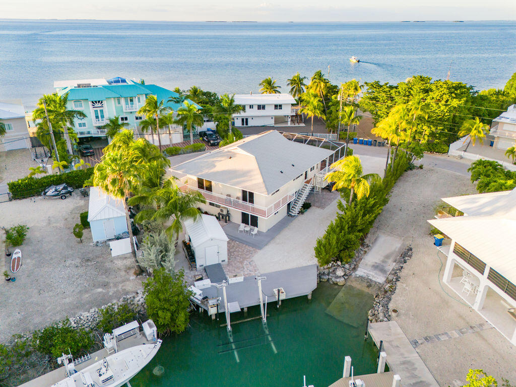 439 Palm Drive Drive