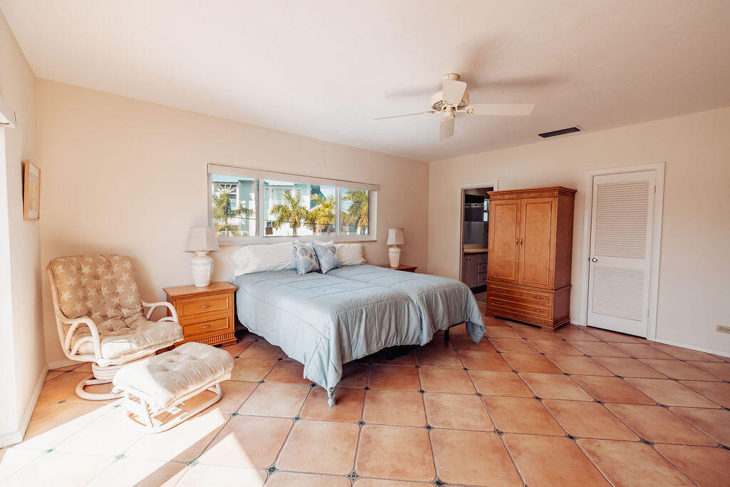 439 Palm Drive Drive