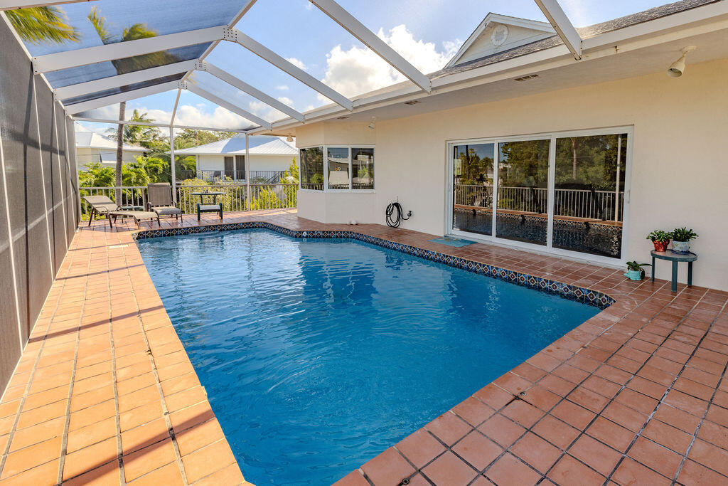 439 Palm Drive Drive