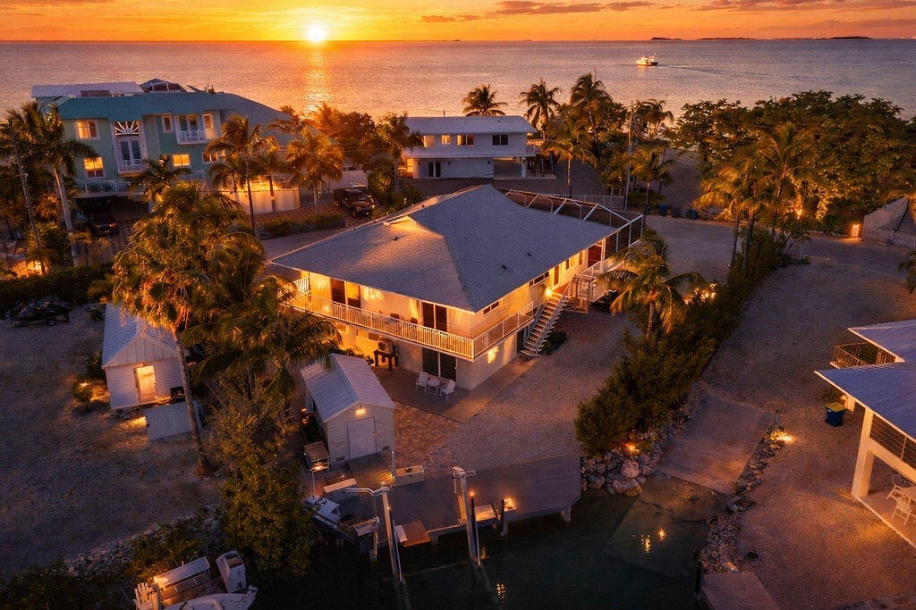 439 Palm Drive Drive