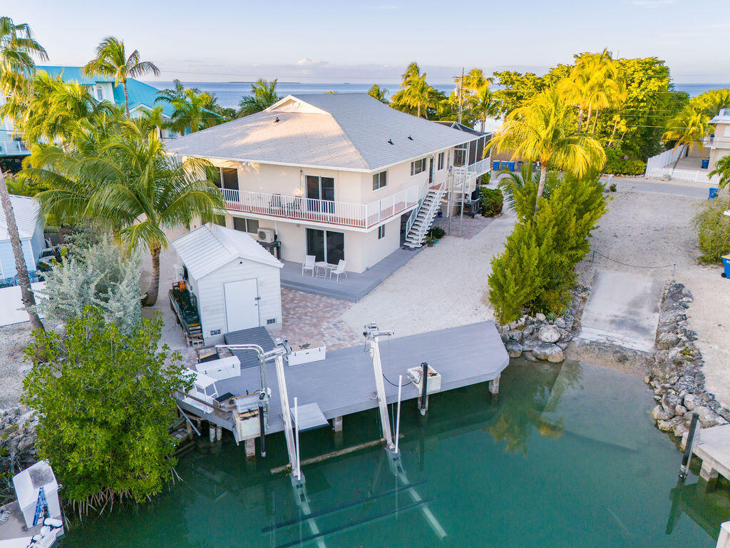 439 Palm Drive Drive