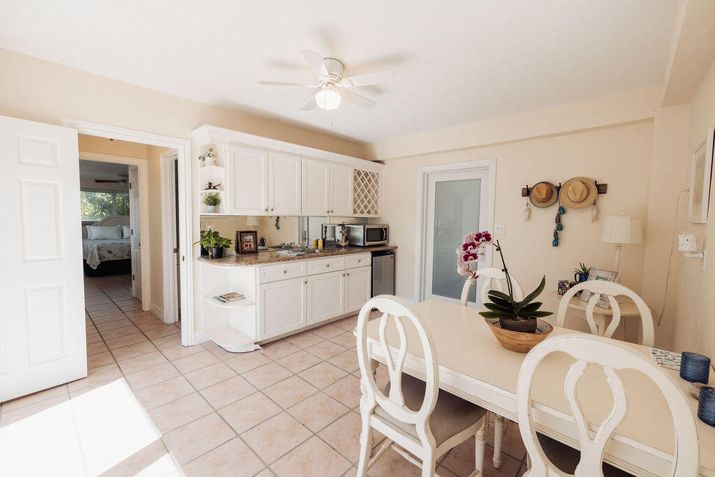 439 Palm Drive Drive