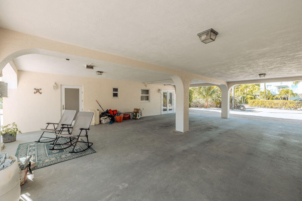 439 Palm Drive Drive