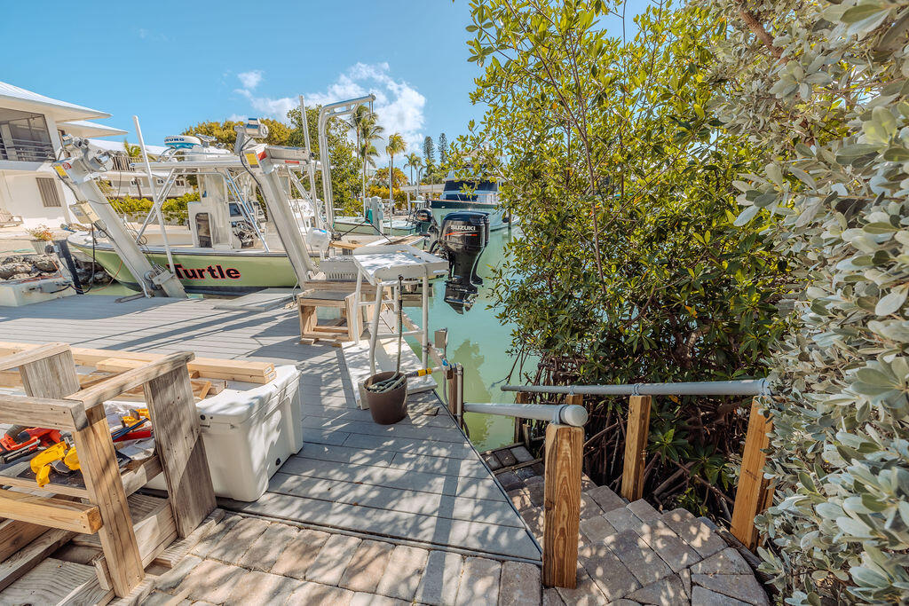 439 Palm Drive Drive