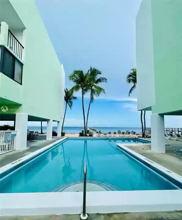 87465 Old Highway Unit: 105