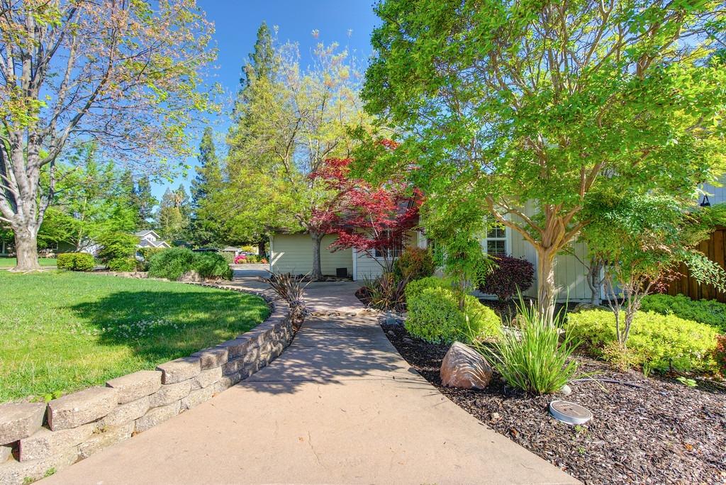 104 Cradle Bar Court