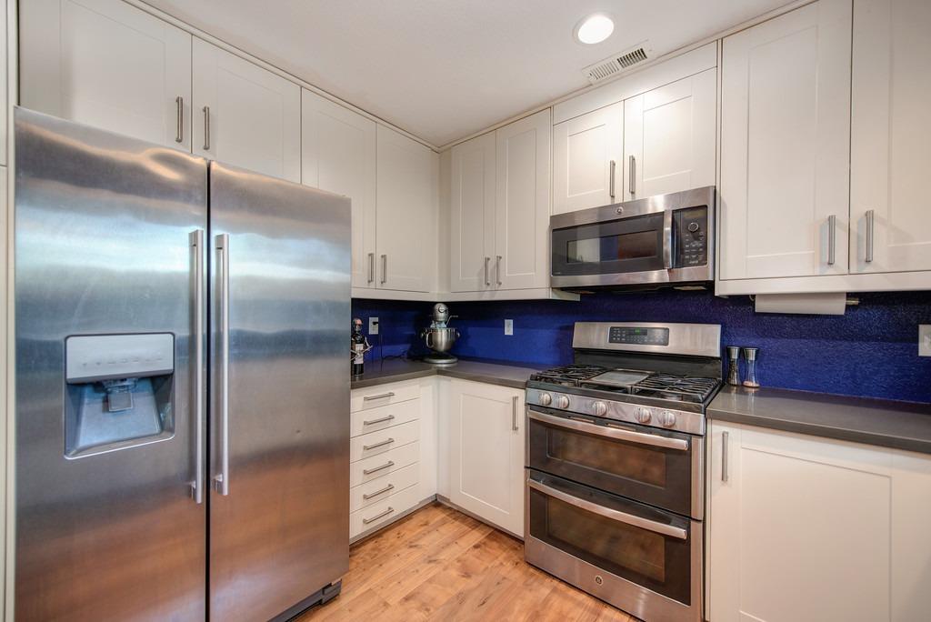 104 Cradle Bar Court