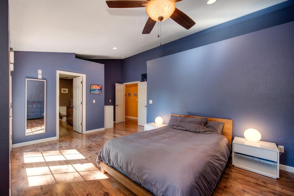 104 Cradle Bar Court