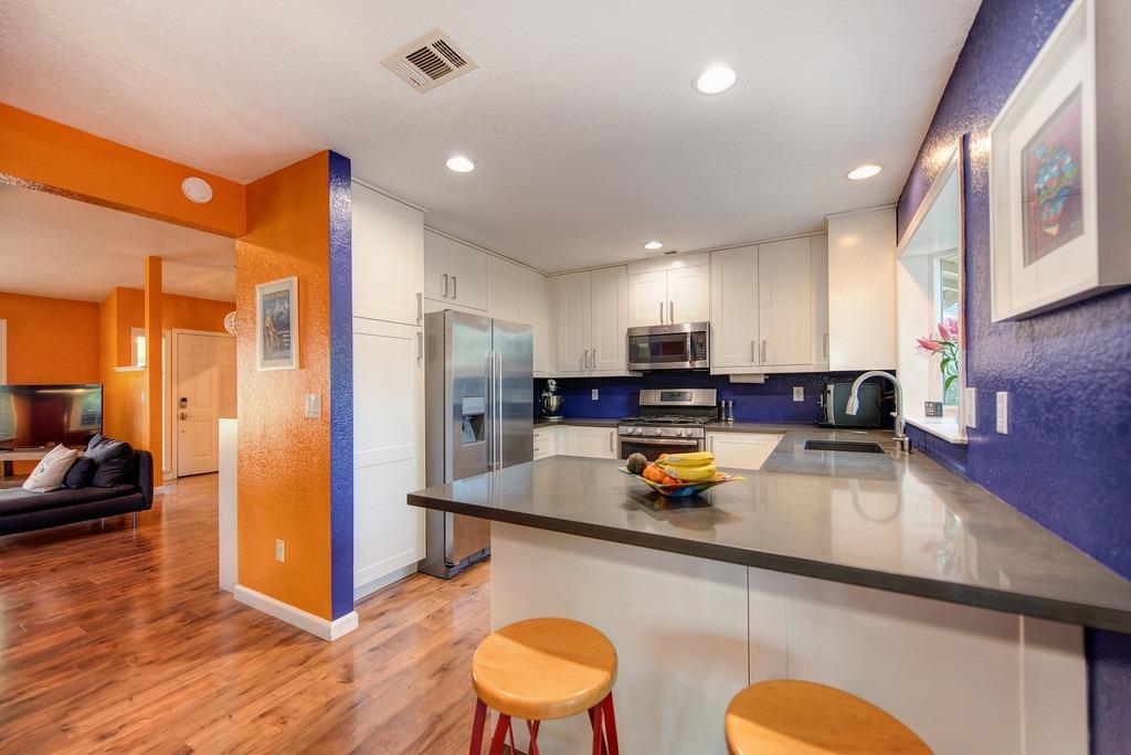 104 Cradle Bar Court