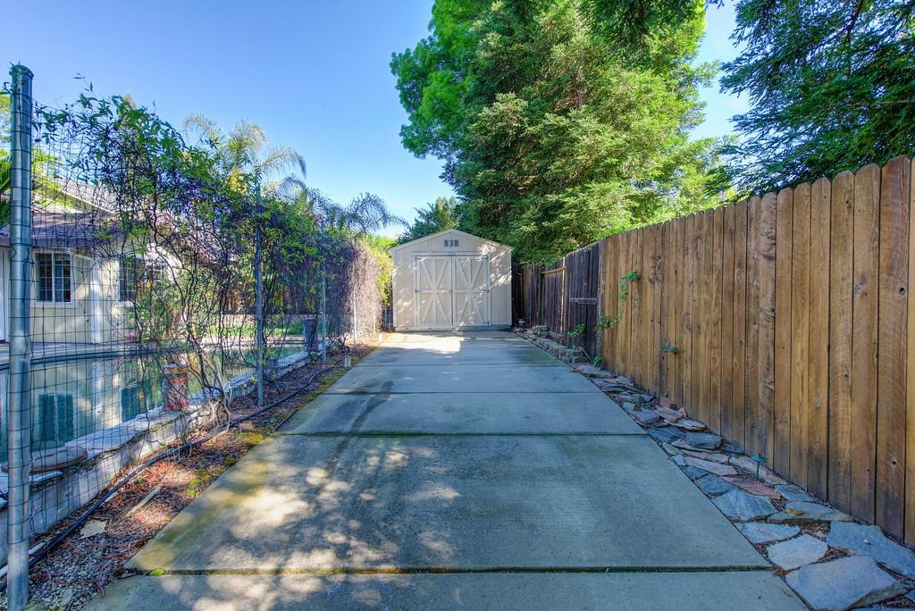 104 Cradle Bar Court