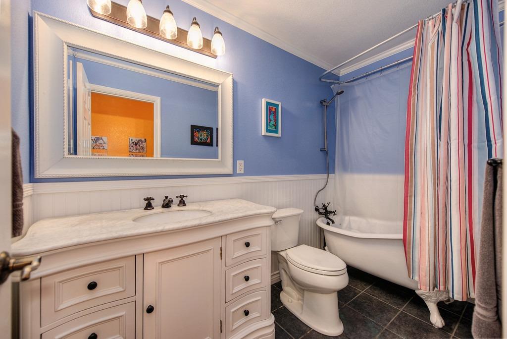 104 Cradle Bar Court