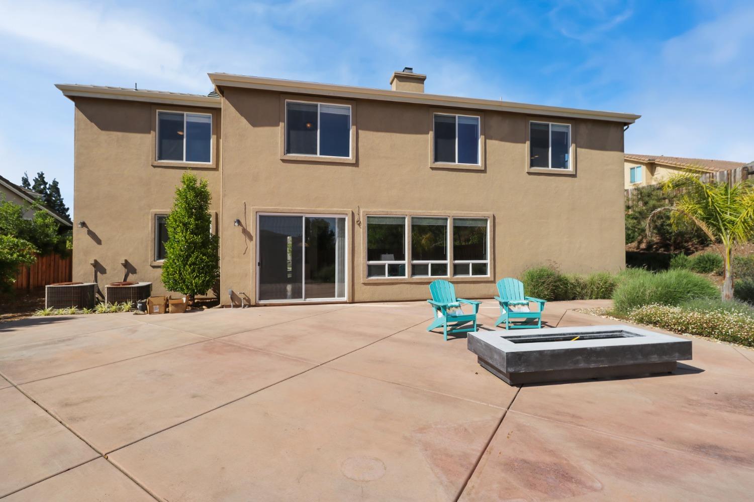 1133 Blue Heron Court