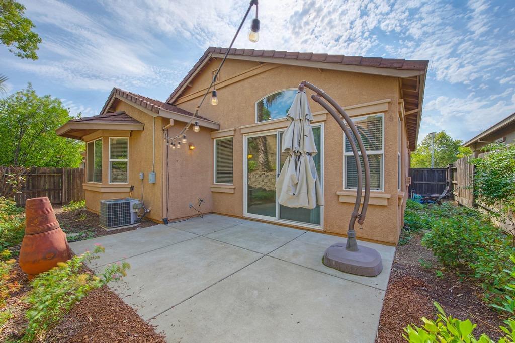 2154 Horseshoe Glen Circle