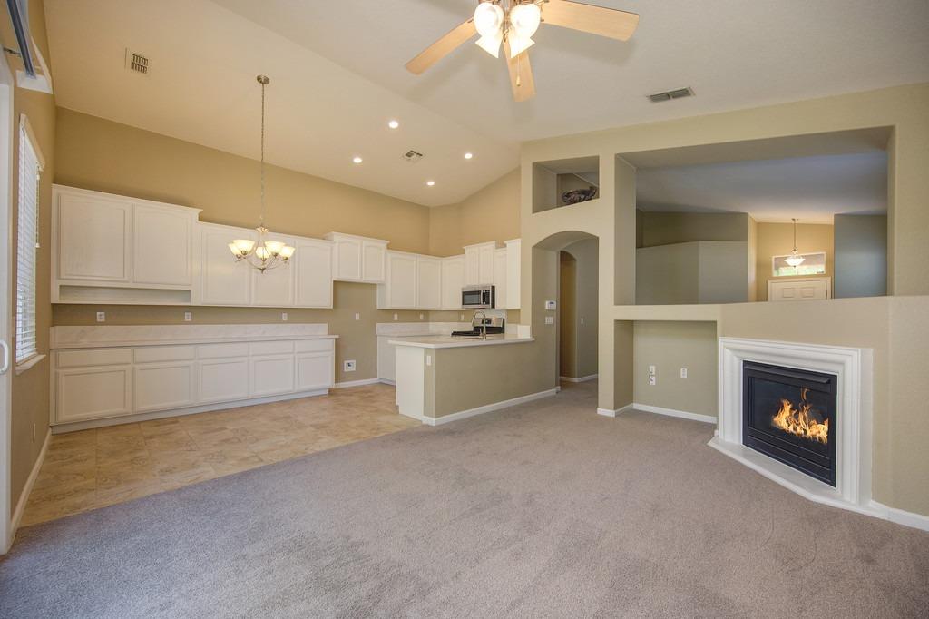 2154 Horseshoe Glen Circle