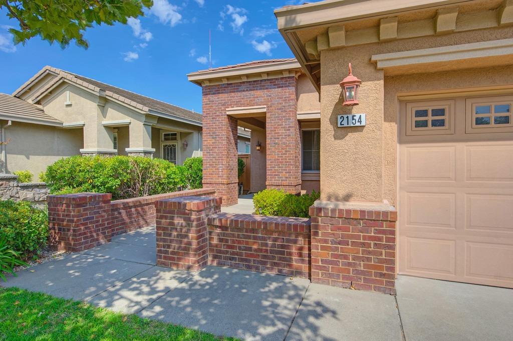 2154 Horseshoe Glen Circle