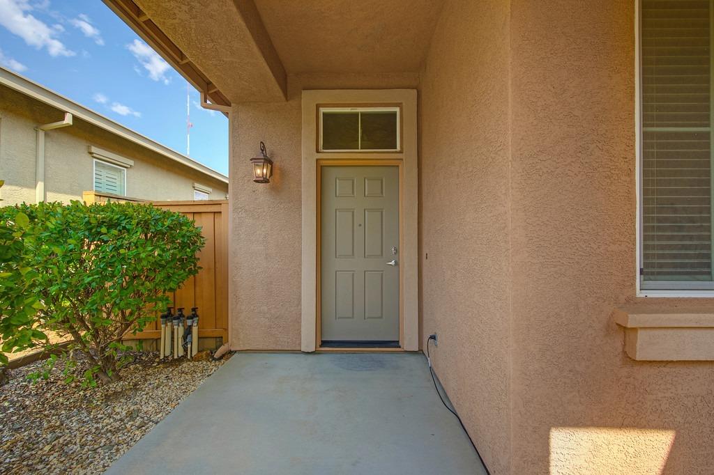 2154 Horseshoe Glen Circle