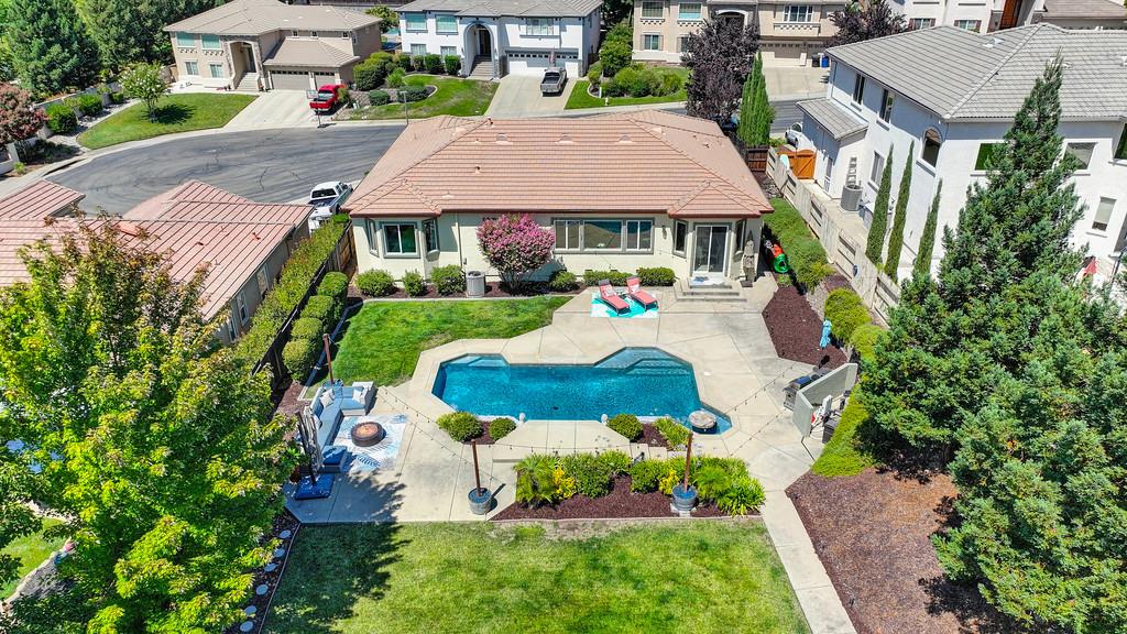 1669 Gallinger Court